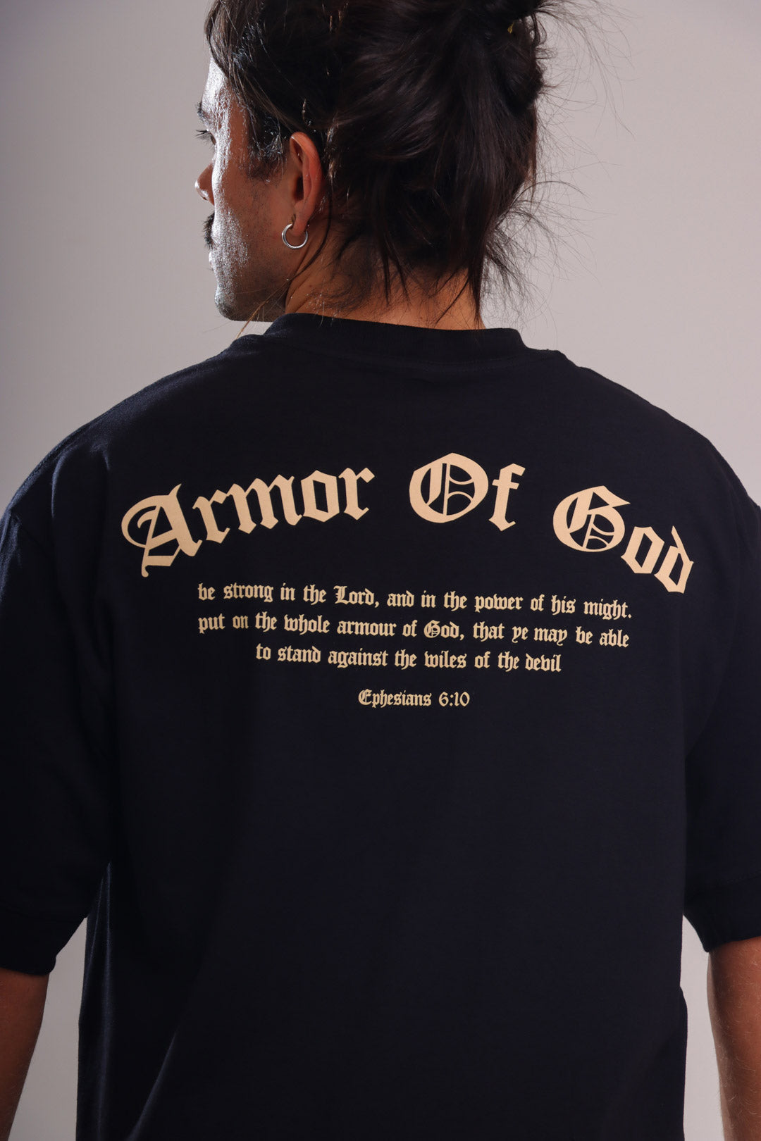 Oversized - Armor of God. - Imagem 5